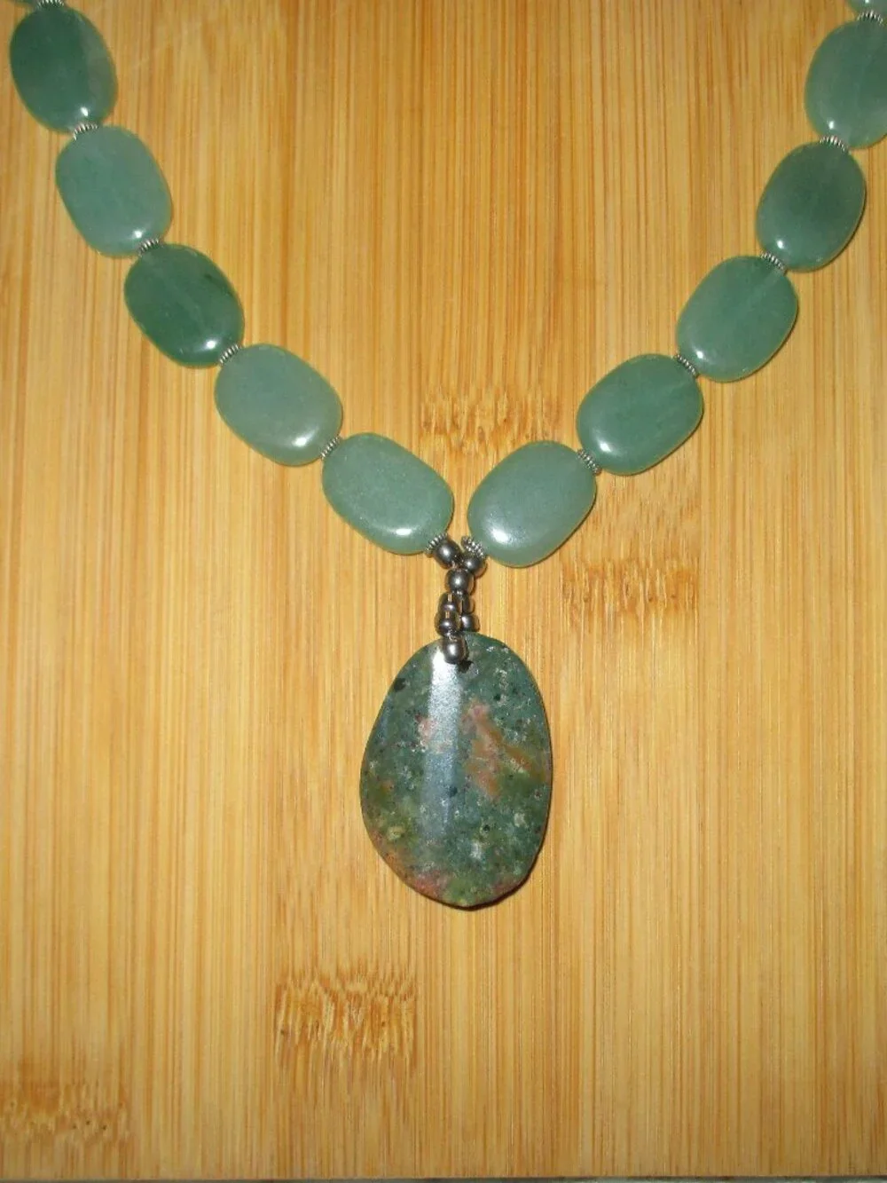 AVENTURINE gemstone necklace